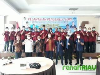 Pengurus ISORI Kota Pekanbaru resmi dilantik, Erman Efendi, M.Pd siap memajukan Olahraga Pekanbaru